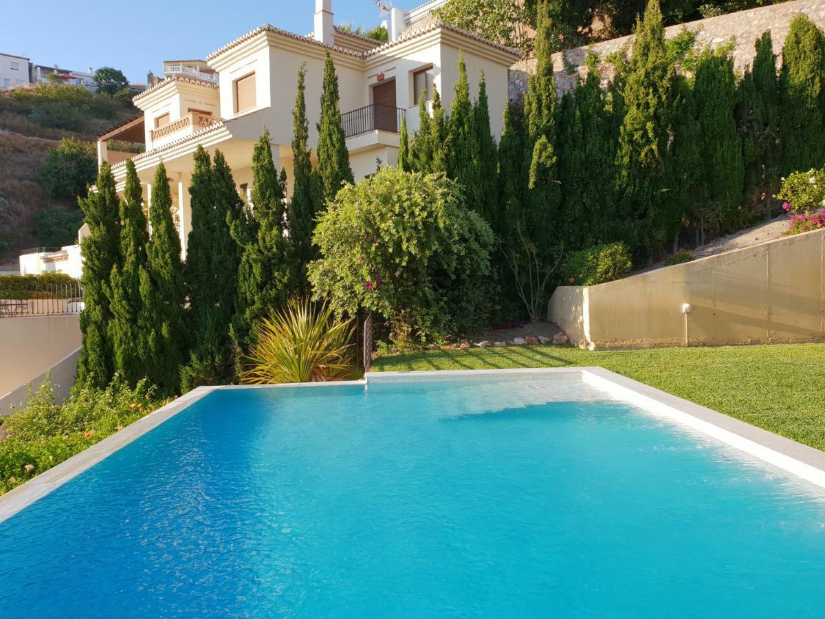 Villa Banyan Cotobro à Almuñécar Extérieur photo